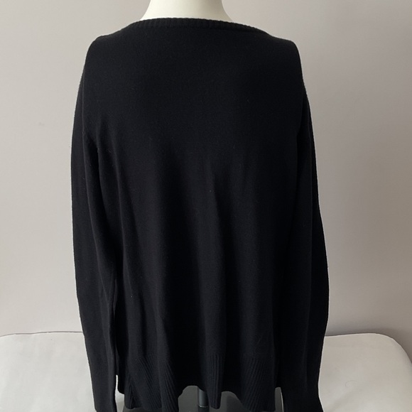 Classic Cardigan - Picture 2 of 5